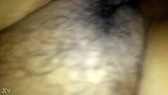 yeh meri biwi hai jiska pani 2 minute me nikal jata hai toh main dosts se chutai karti hu