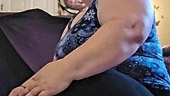 Bbw milf does naked yoga stretching big tits and huge ass teasing homemade