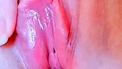 he sucked my wet latina pussy lips till i orgasmed hard