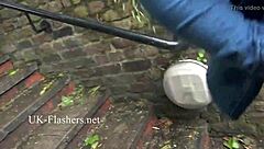 Κρυφή κατασκόπος Ashley Rider λάμπει σφιχτά βυζιά ενώ καβαλάει σε δημόσια μέρη