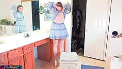 stepmom needs dress help so i creampie her pussy