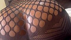 Petite bubble butt rides dildo with overwhelming squirting passion