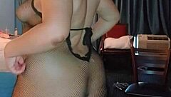 Plump pregnant pussy hides juicy secrets