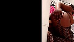 Elvie the slutty ebony phones her fun dildo play outside homemade part 1