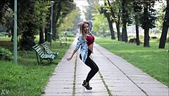 sexy street dancer aarina park shakes it live 😍💃
