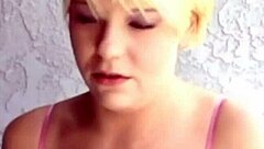 ohh huge tits gurl got me so horny n obsessed!!