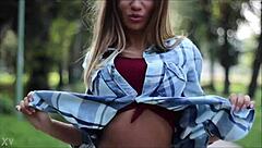 sexy street dancer aarina park shakes it live 😍💃