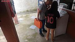 damn this married brazilian housewife pays the washer tech with her big ass while hubby's out 🍑🔥