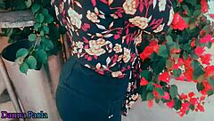 ella acepta dinero por follar su CULO GRANDE en la calle