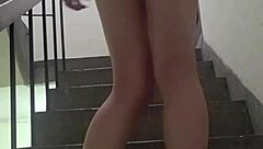 Shemale Ting Xuan, you pee outside then cum hard on your thigh?!