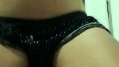 i'm stretchin my pussy so wide with fisting it hurts good damn love it