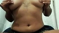 i'm stretchin my pussy so wide with fisting it hurts good damn love it