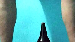 i'm masturbating so richly with this bottle... my curvy latina juices flooding everywhere oh god