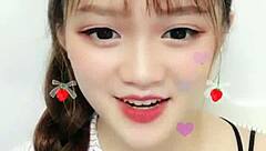 cute korean girl draws fans in with her sexy uplive webcam show