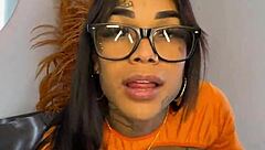 fat trans big ass shakes teasing throbbing cock crossdressed 🍑😈💦 watch it wiggle slow