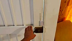 Government worker takes my cum in wild fitness casting