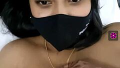 indian girl drops live sex show fire emojis 🔥😍