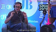 giant tits latina rosxanagutierrez screams in ecstasy on fuck machine