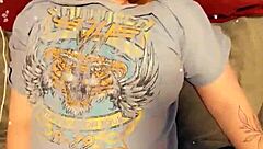 pregnant babe rolls eyes in christmas orgasm explosion day 4 ecstasy!