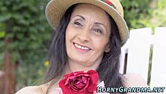 granny with small tits sucks that huge cock so good 😍💦