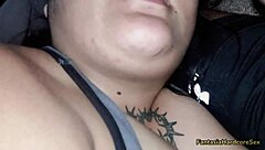 Meine beste Freundin wird geil von Porn Tiktoks und deepthroatet dann meinen dicken Schwanz hart