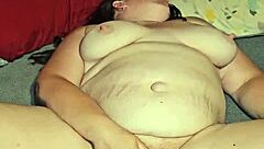 Milf Spreads Legs for Deep Pussy Licking to Taste Her Juicy Cum