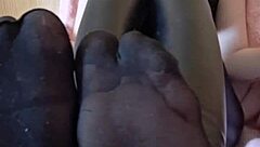 latex me captivates but do you dare worship?