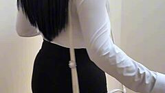 Novice realtor agrees fuck client in house for first sale