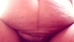 Indian desibhabhi writhes as fingers plunge deep into her wet pussy