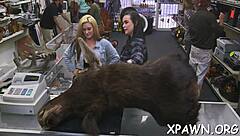 Amateur couple shares quick fuck and blowjob session