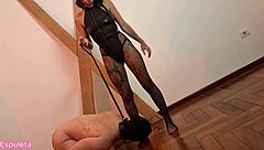 i'm spurious queen... i dominate tall slave brunette feet fetish huge tits he didn't obey so BALLS KICK thank you!!