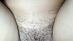 joven caliente coño peludo me masturba cabalgando hasta correrse creamy