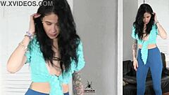 i tried on these tight leggings for the shoot and got so wet