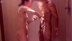 🤩 H-cup girlfriend bath sex! 😍 Wet shaved pussy pounded hard standing then massive creampie shower moanfest