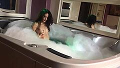 wanna see pretty skinny teen bathe and tease her small tits live?