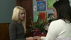 Petite teen licks stepmom milf's shaved pussy and big tits in lesbian tribbing