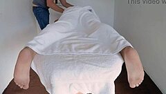 Raven Grey's steamy massage turns into fingering her shaved pussy for a hardcore happy ending 💦