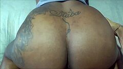 Milf titi gives wet pussy food water after kicking out big cock fuck