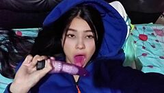 Baby-sitter chaude aux gros seins kiffe ma bite dès mon retour à la maison