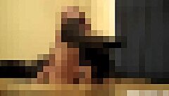 Je sais que t'as envie d'adorer mes pieds en bas en tease footjob femdom