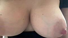 omg my massive italian tits bounce like crazy on camera artemisia loves it