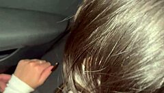 ei meu amigo me emprestou o bmw pra foder essa latina teen gostosa no banco de trás com anal e tudo