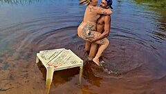 casal aventureiro caught flashing big asses bareback outdoors 😈🍑🌳