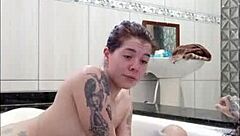 Who's ready for bathtub tension exploding with creamy mouth finish?!