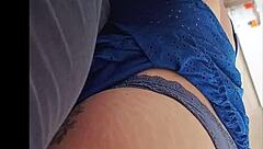 mi ex me toca el culo hasta empinarme y cogerme duro de perrito en casero amateur