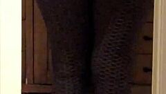 check out this milf wife's leggings ass on voyeur cam?
