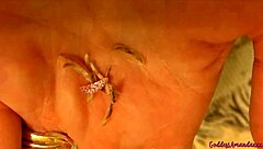 Goddess Amanda's barefoot foot fetish guidance