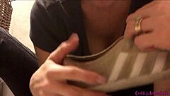 Goddess Amanda's barefoot foot fetish guidance