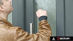 Alyssa Bounty Wants Tight Juicy Pussy Fucked Hard