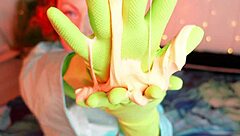 i get so wet with household gloves slime play